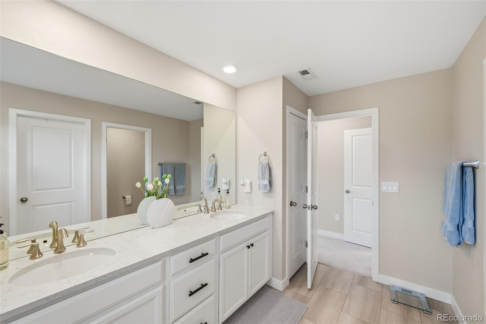 17668 Eclipse Street Broomfield CO 80023
