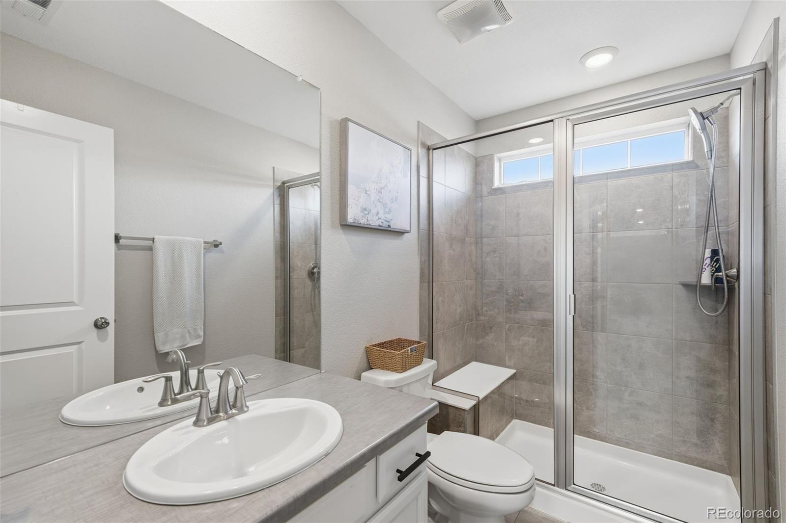 17668 Eclipse Street Broomfield CO 80023