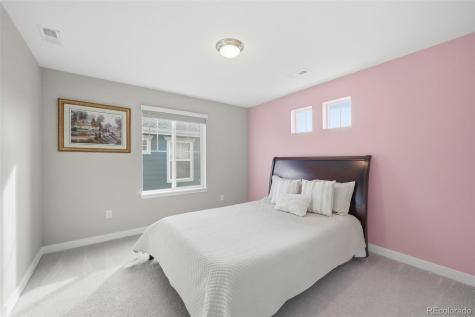 17668 Eclipse Street Broomfield CO 80023