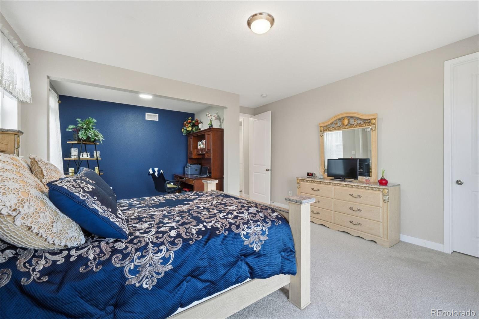 17668 Eclipse Street Broomfield CO 80023