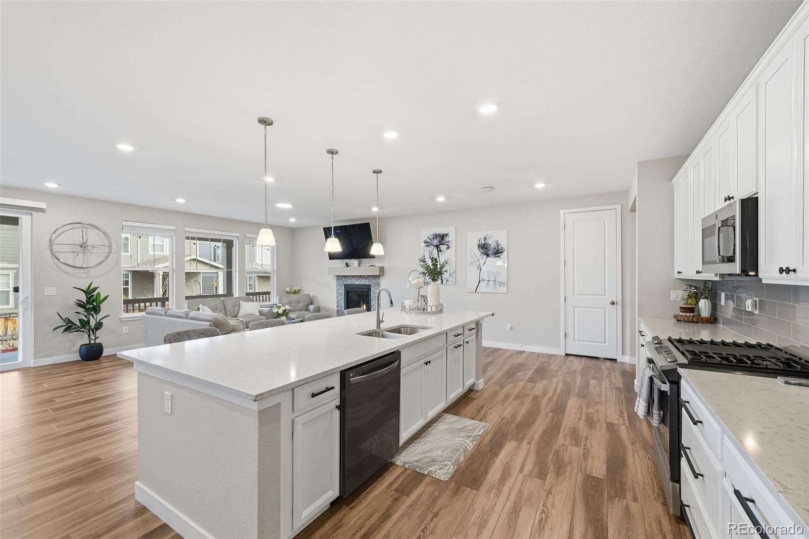 17668 Eclipse Street Broomfield CO 80023