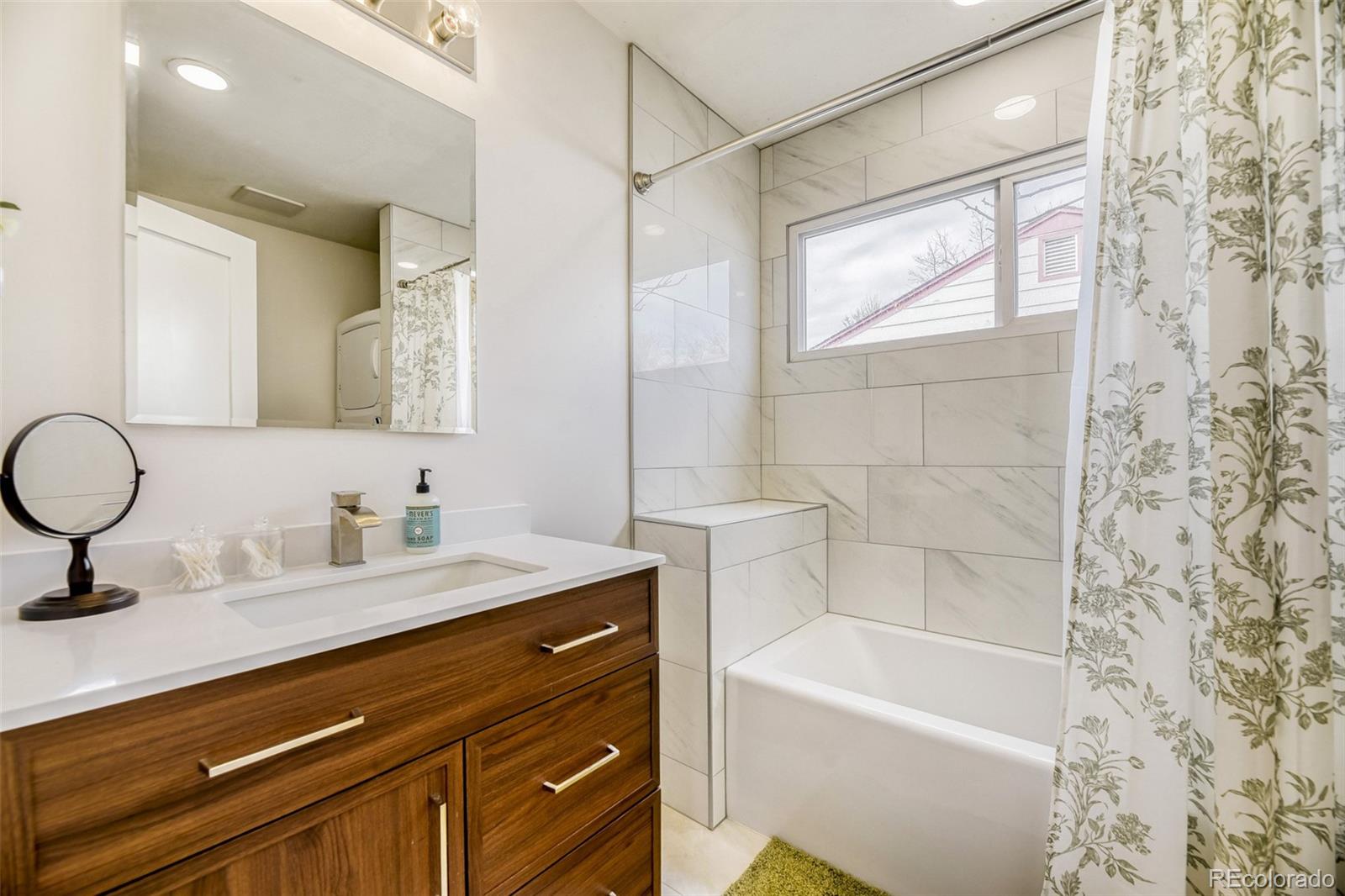 1880 S Shoshone Street Denver CO 80223