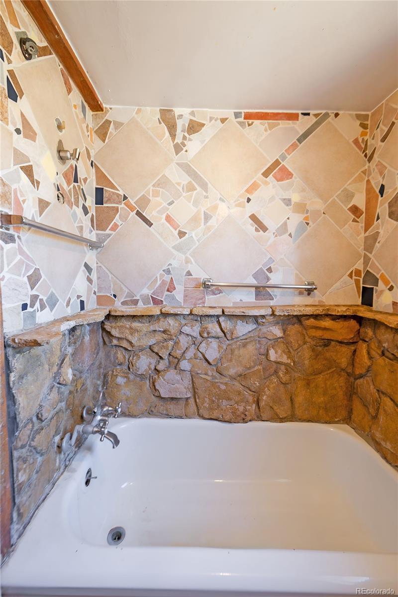 385 Pine Street Del Norte CO 81132