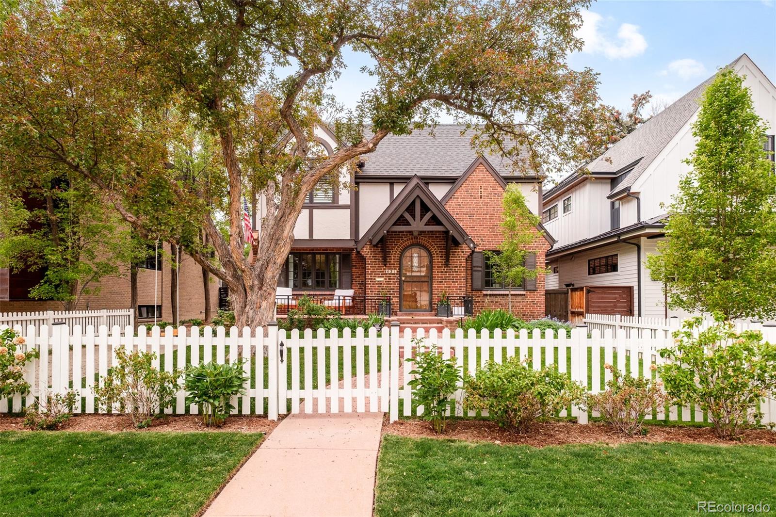 431 Dexter Street Denver CO 80220