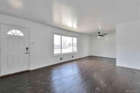 5718 Iris Street Arvada CO 80002