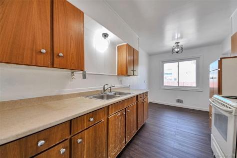 5718 Iris Street Arvada CO 80002