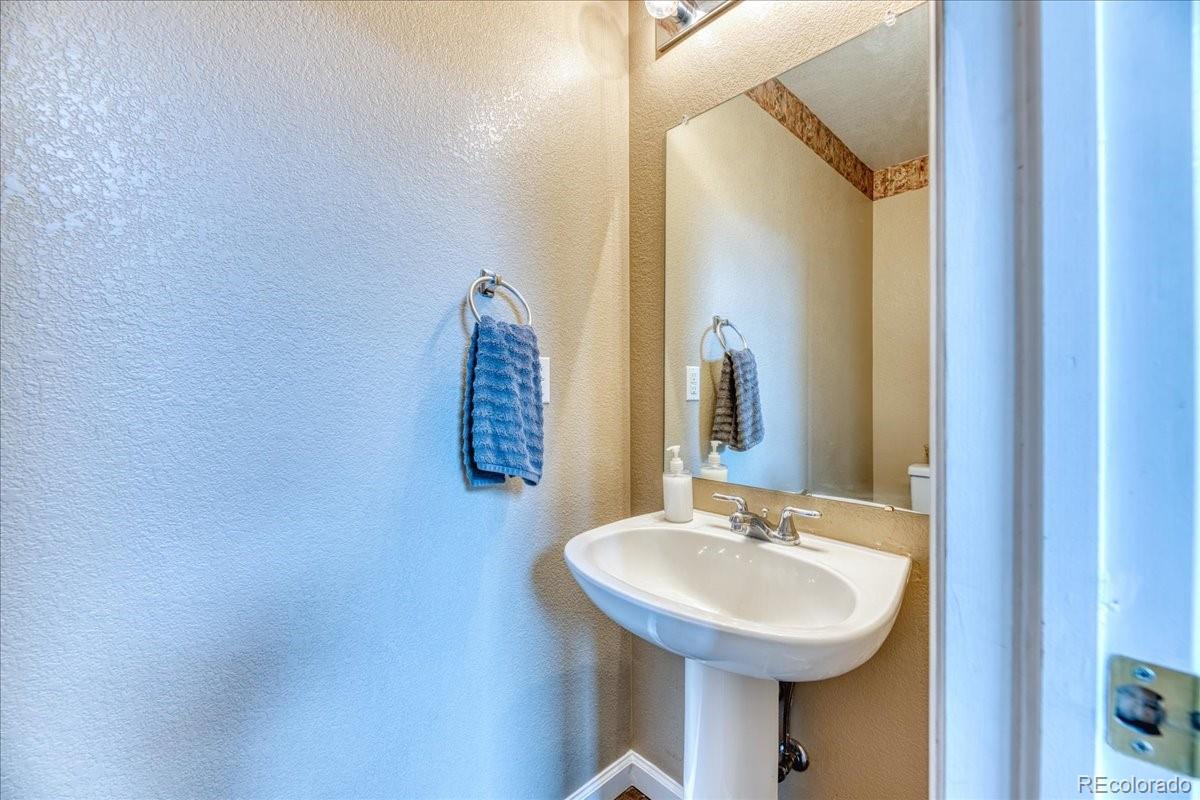 10191 Sagecrest Street Highlands Ranch CO 80126