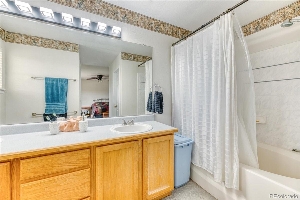 10191 Sagecrest Street Highlands Ranch CO 80126