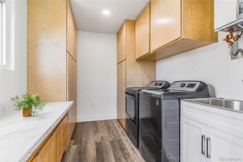 884 Vaughn Street Aurora CO 80011