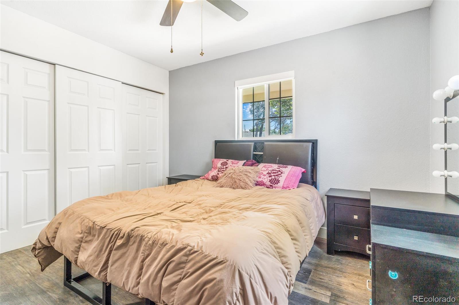 884 Vaughn Street Aurora CO 80011