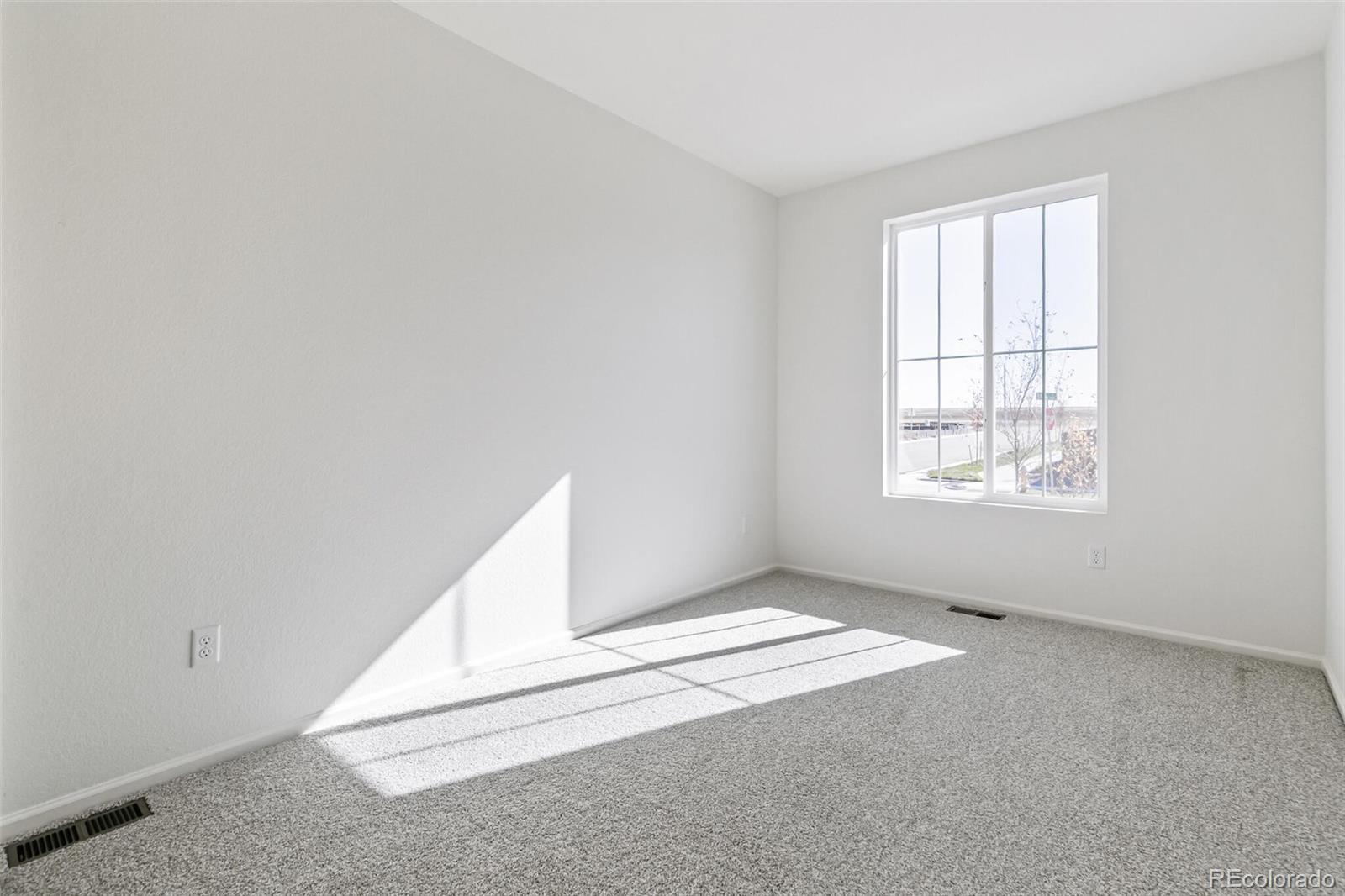 9383 Biscay Street Commerce City CO 80022