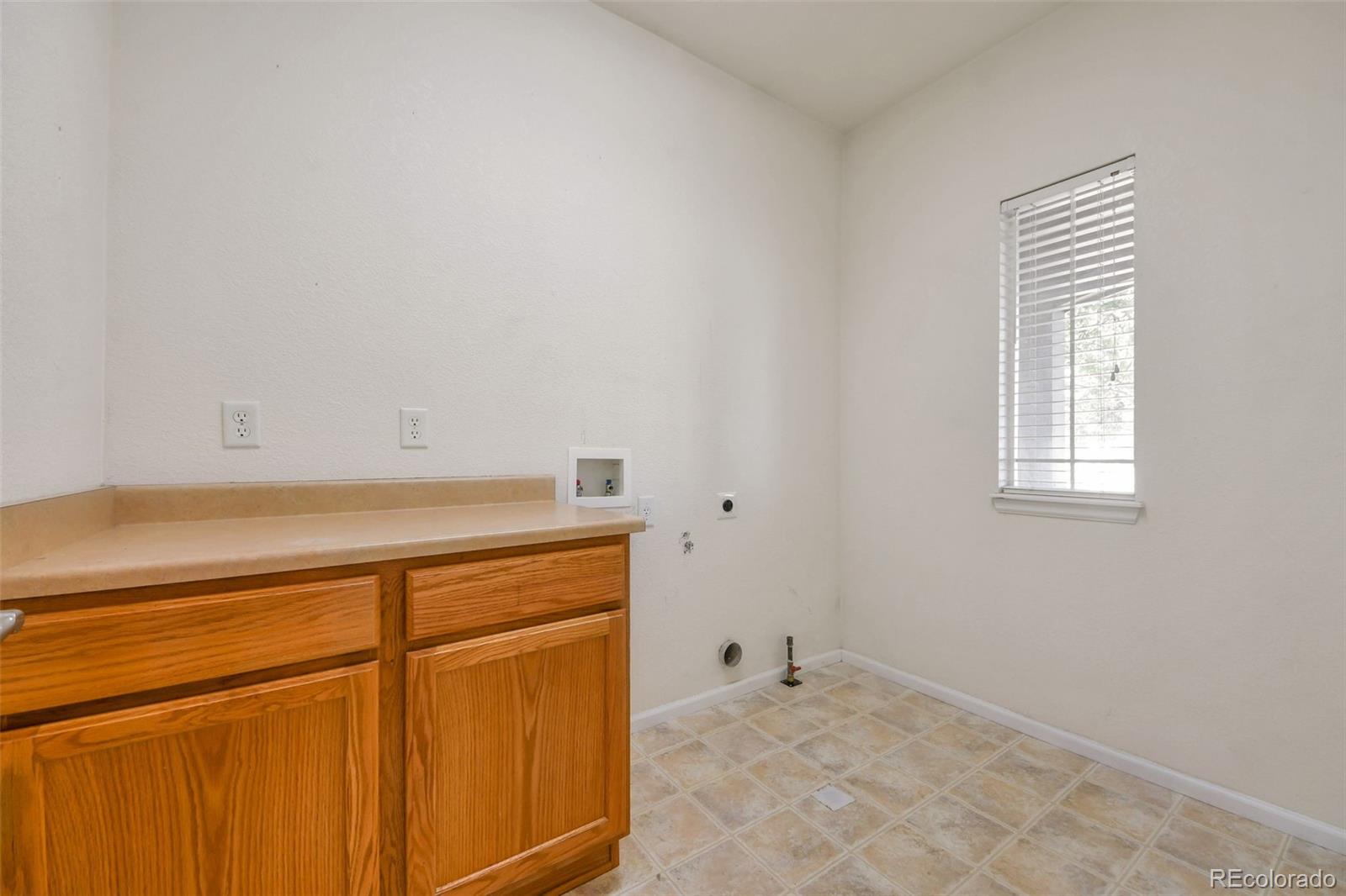 10492 Norfolk Court Commerce City CO 80022