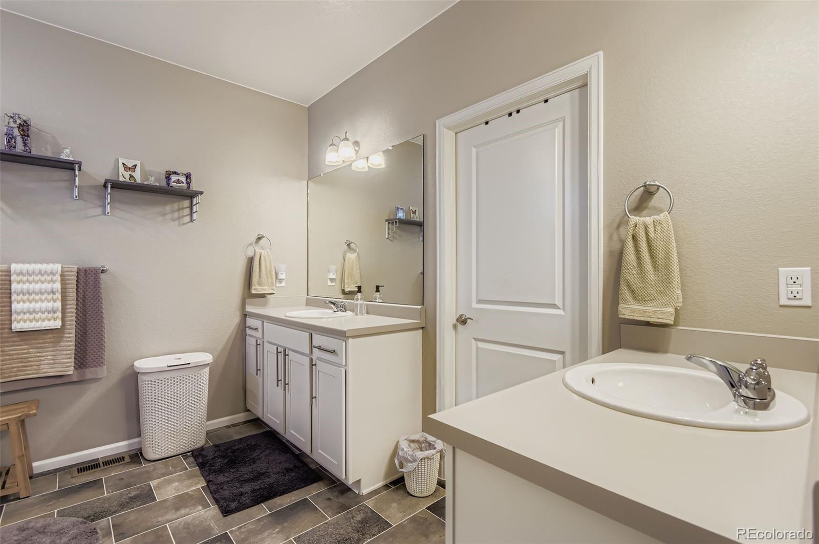 27227 E Maple Avenue Aurora CO 80018