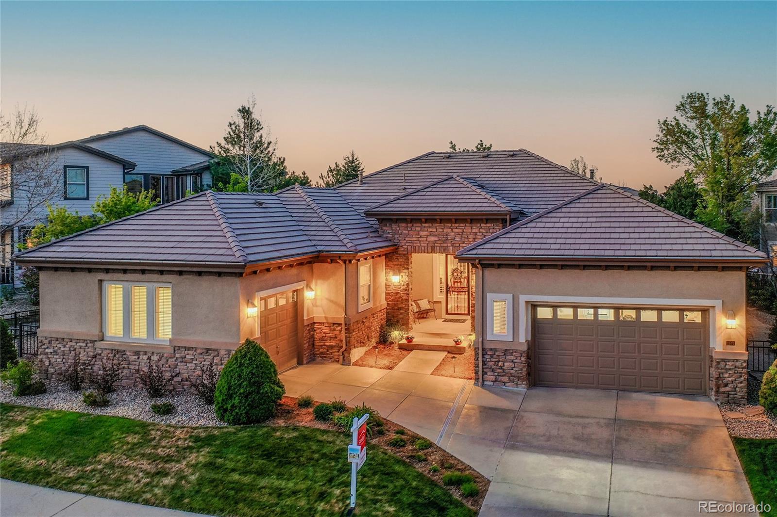 2571 Hunters Place Highlands Ranch CO 80129