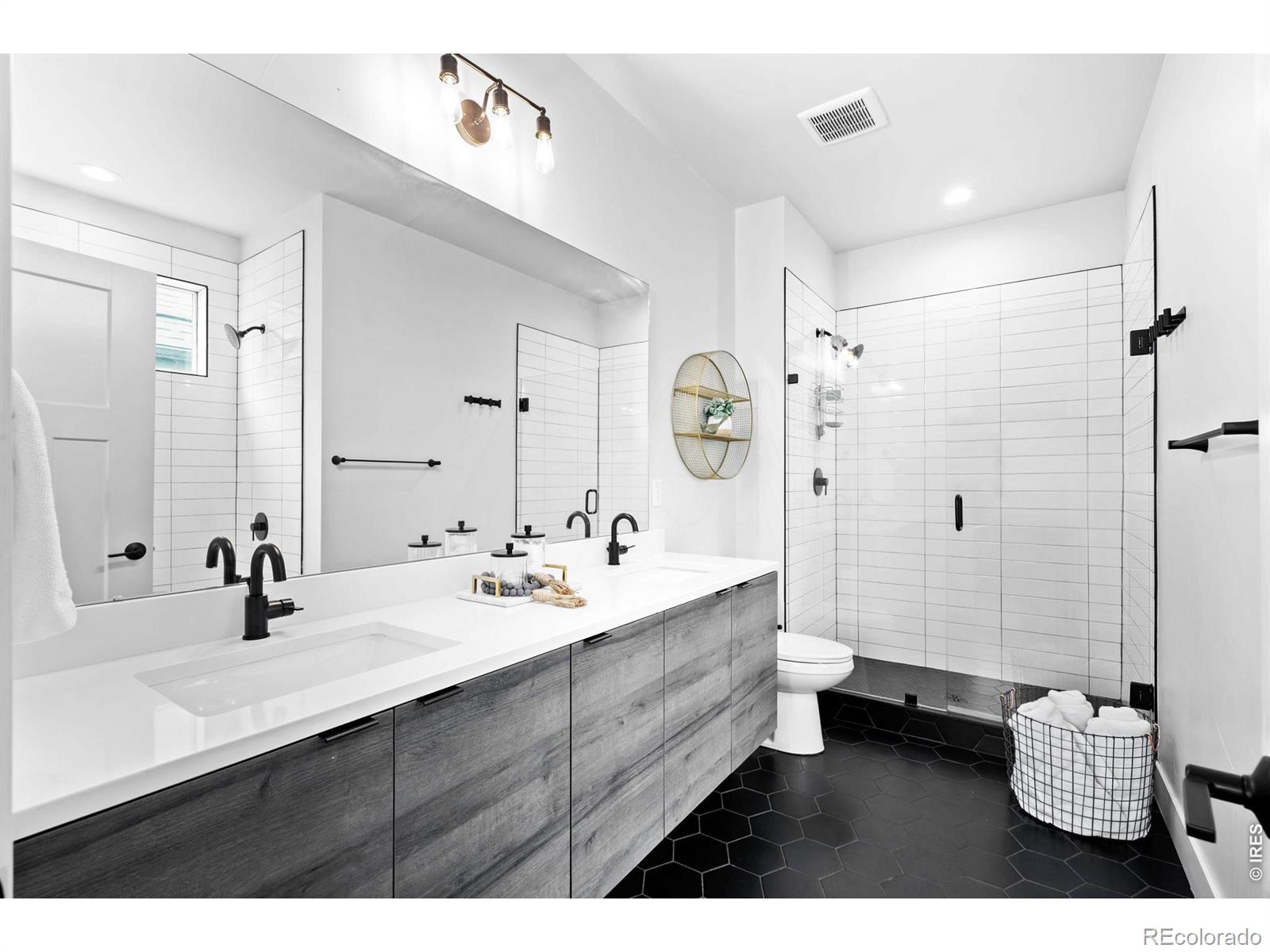 6295 King Court Denver CO 80221