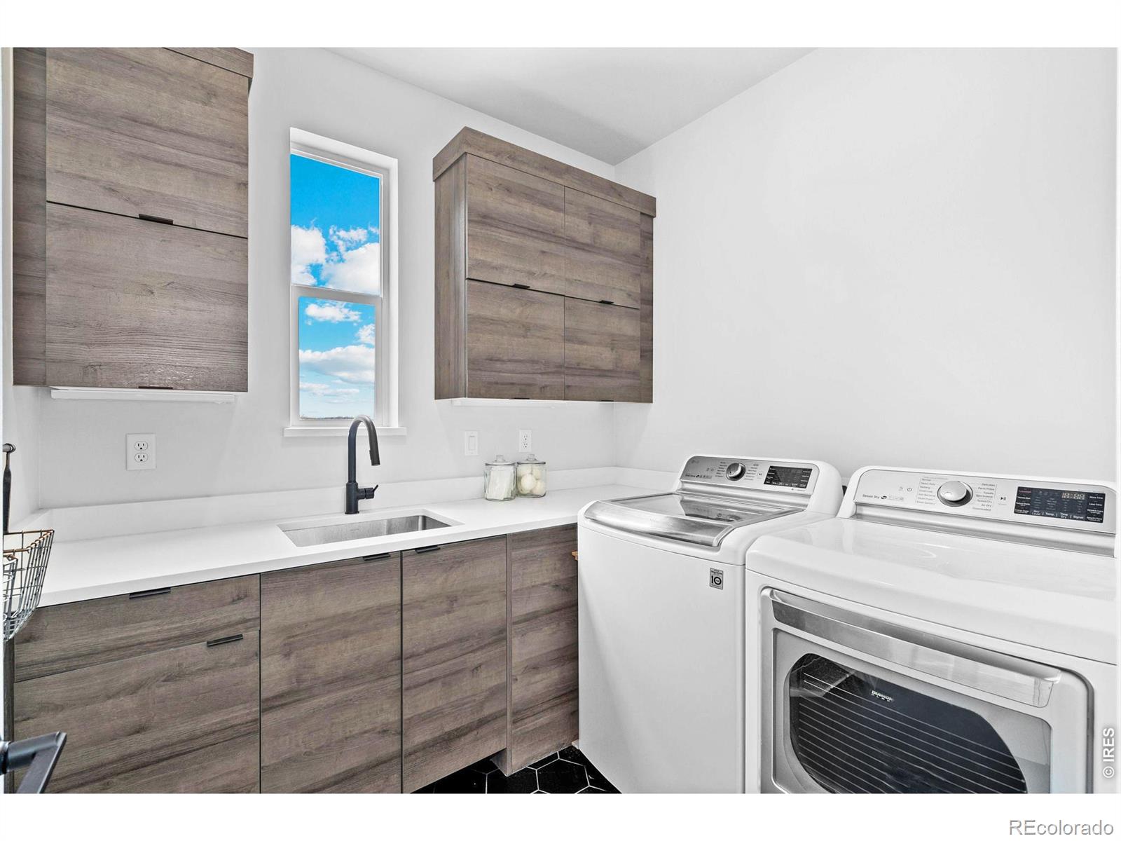 6295 King Court Denver CO 80221