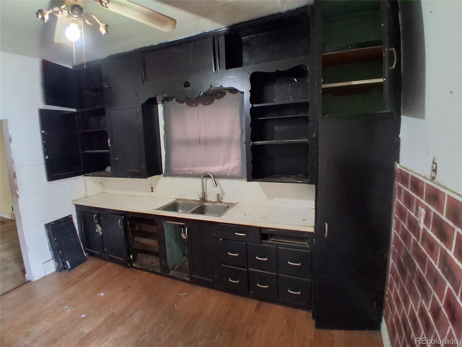 306 S 8th Street Lamar CO 81052