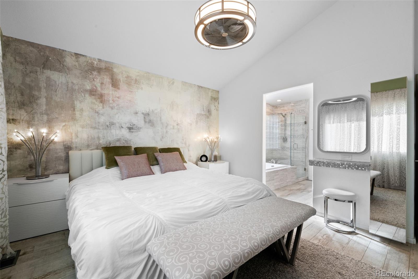 9235 W Hinsdale Place Littleton CO 80128