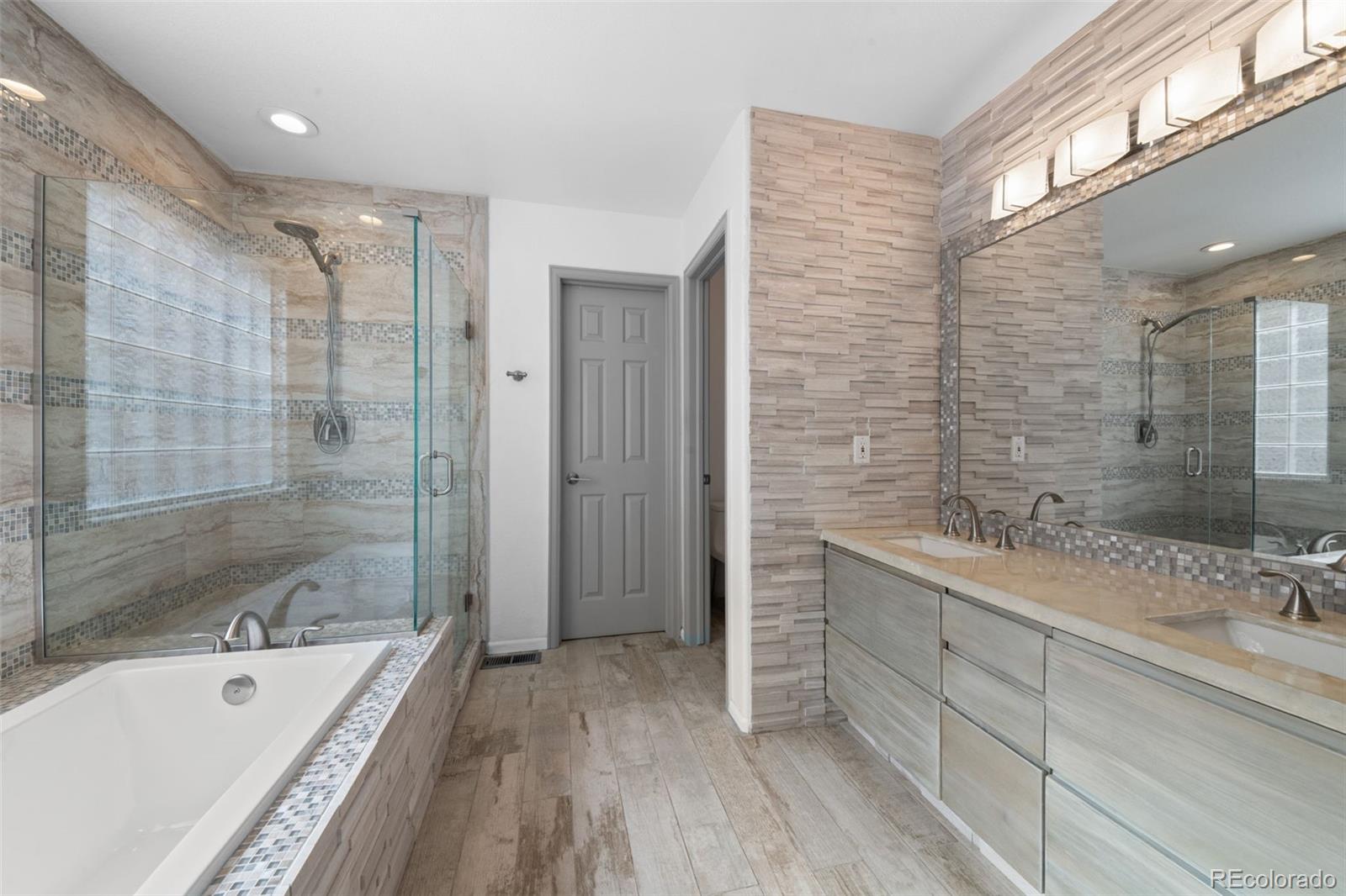 9235 W Hinsdale Place Littleton CO 80128