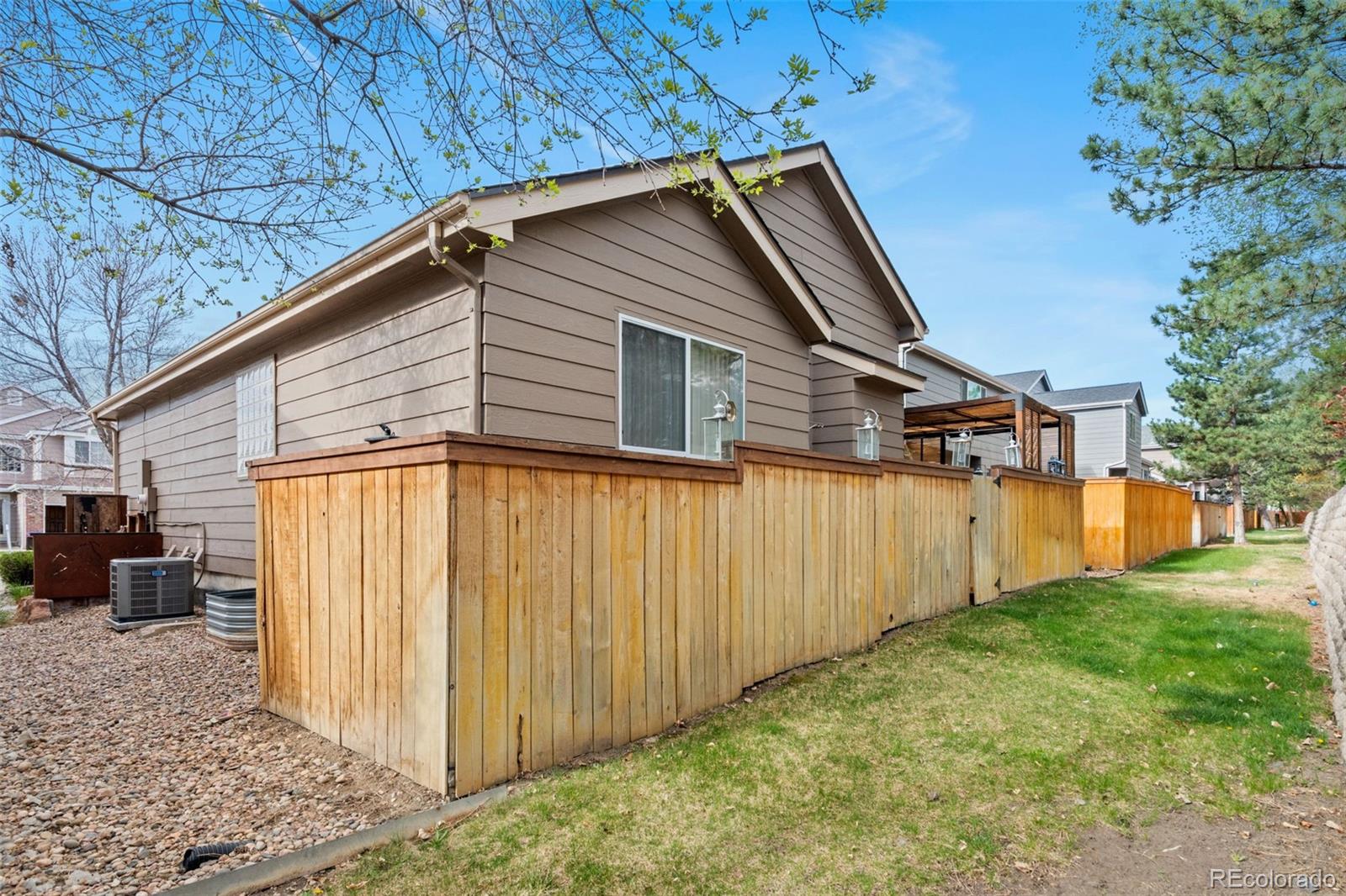 9235 W Hinsdale Place Littleton CO 80128