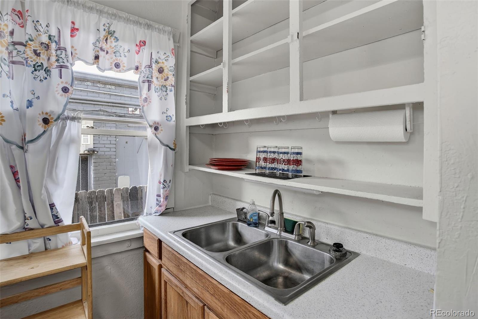 1511 N Lowell Boulevard Denver CO 80204