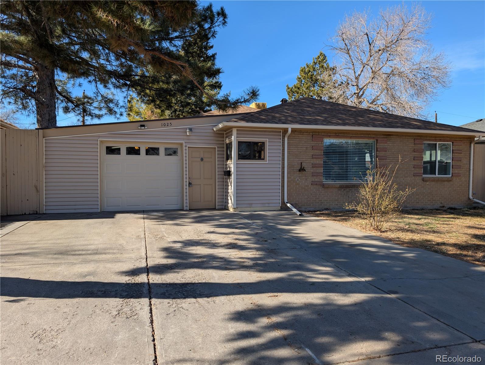 1025 Lansing Street Aurora CO 80010