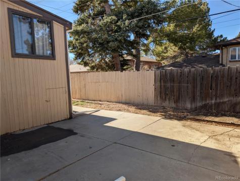 1025 Lansing Street Aurora CO 80010