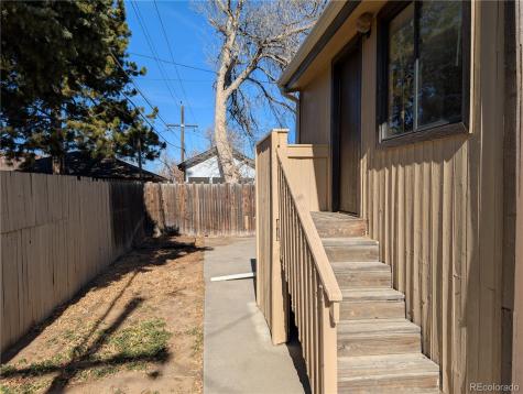 1025 Lansing Street Aurora CO 80010