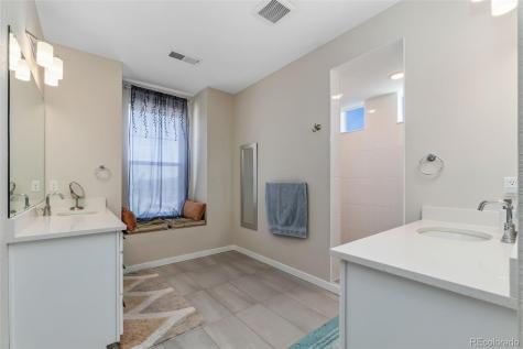 23933 E 39th Avenue Aurora CO 80019