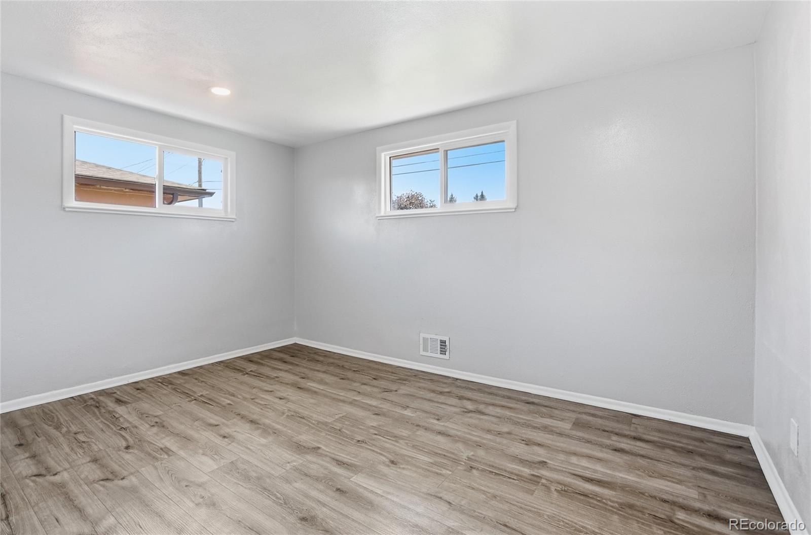 2605 W Gunnison Drive Denver CO 80219