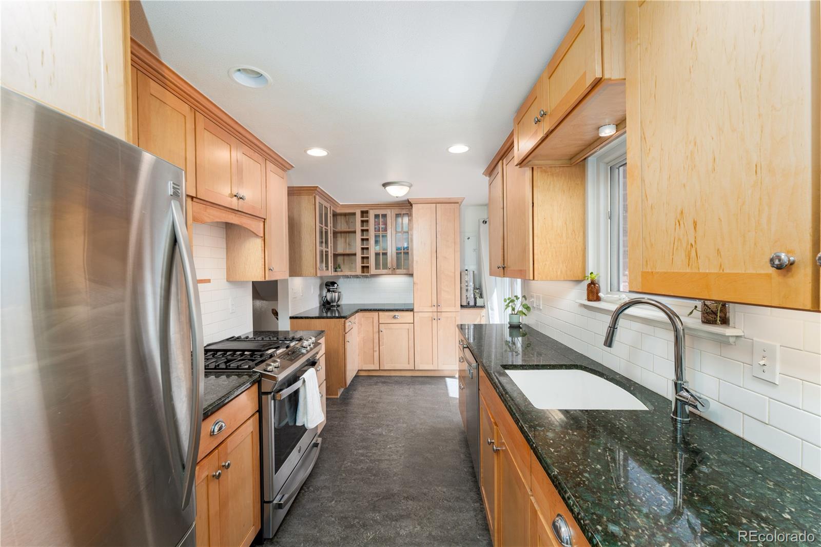921 Valley Road Colorado Springs CO 80904