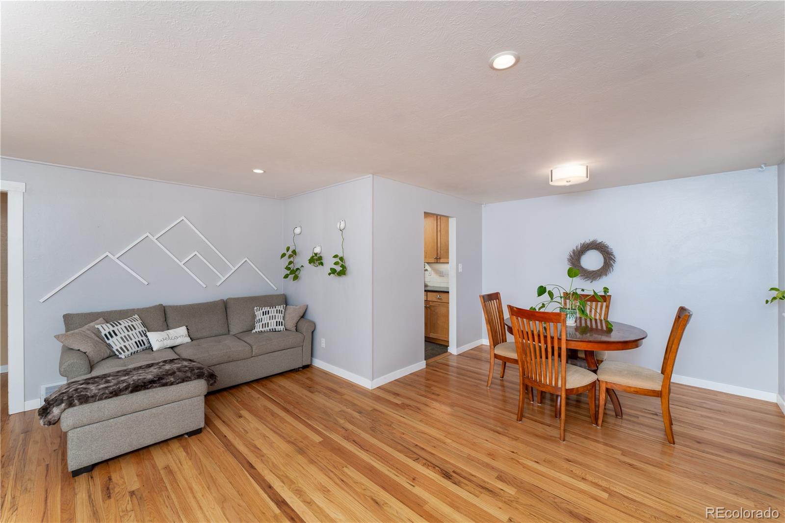 921 Valley Road Colorado Springs CO 80904