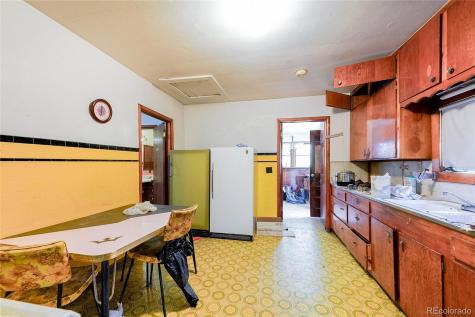 8250 Jasmine Street Dupont CO 80024