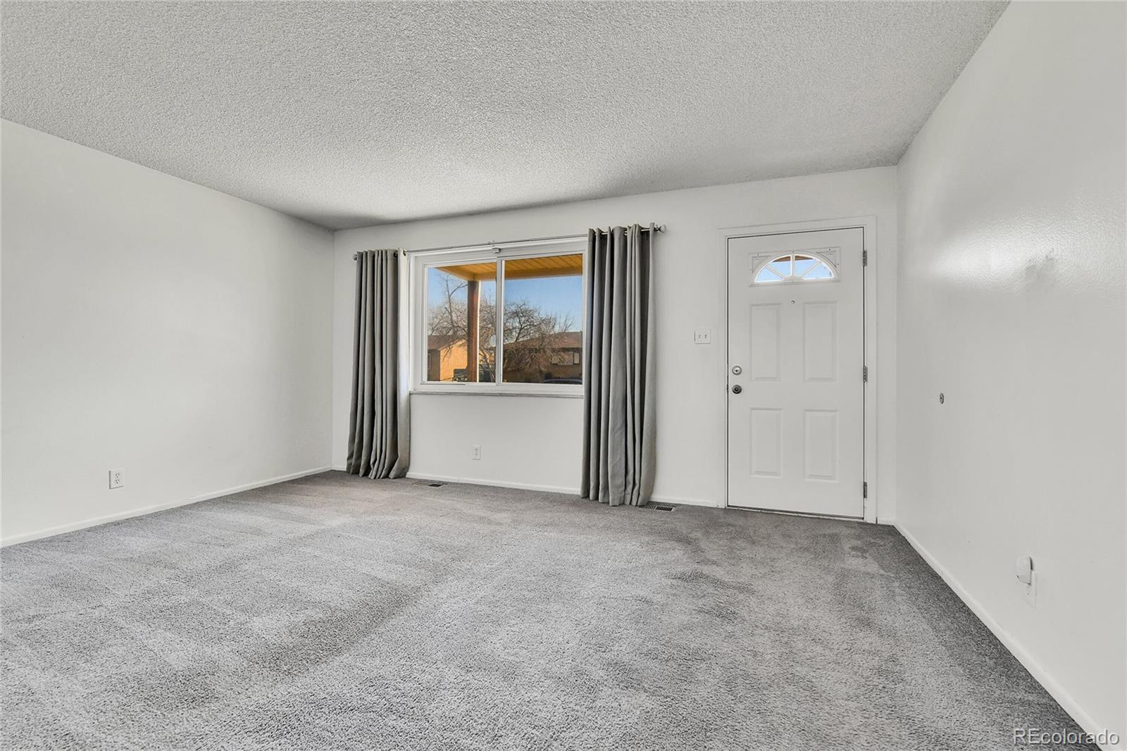 5505 Tucson Street Denver CO 80239