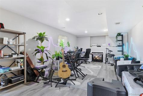 7942 S Corona Court Centennial CO 80122
