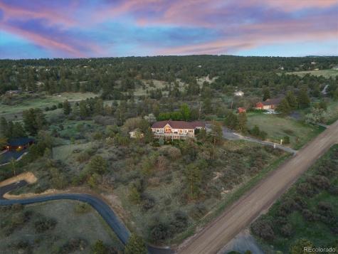 6886 Village Road Parker CO 80134