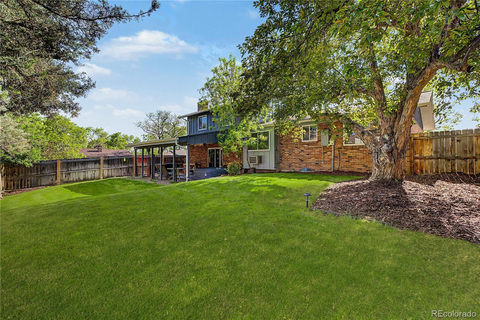 1686 S Holland Court Lakewood CO 80232