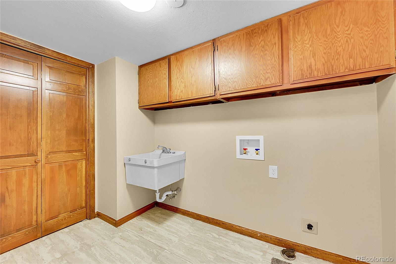 348 Nova Road Pine CO 80470