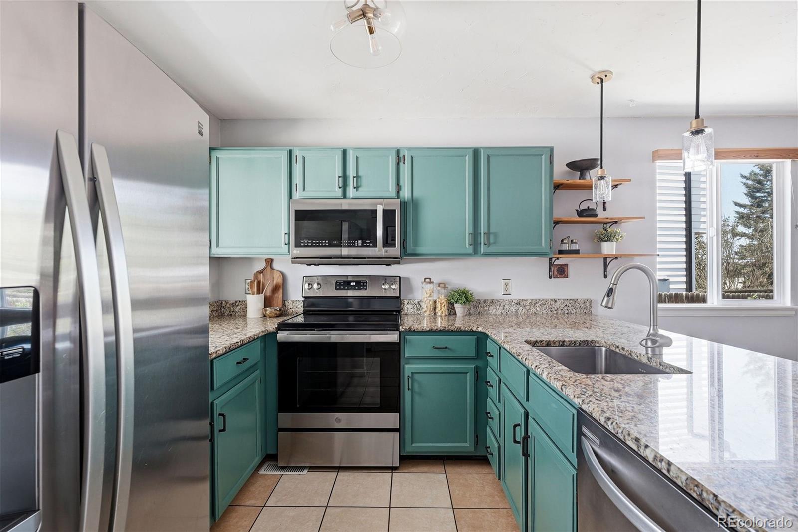 9929 Garwood Street Littleton CO 80125