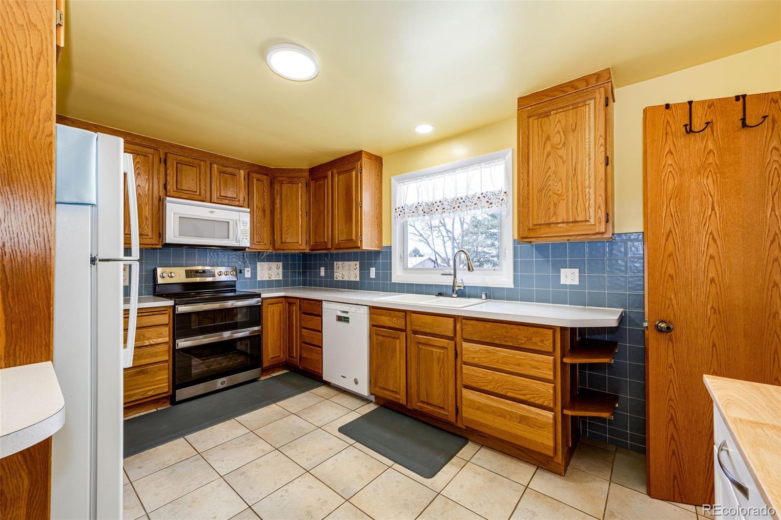 6123 S Datura Street Littleton CO 80120