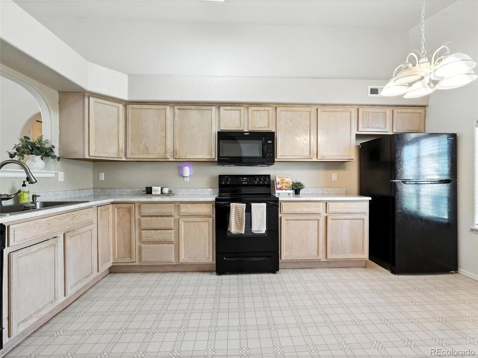 5040 Sage Street Pueblo CO 81005