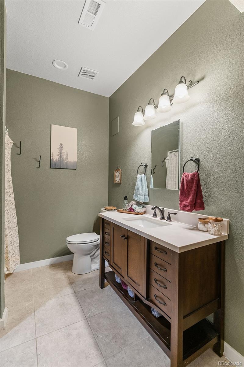 9457 E 108th Drive Commerce City CO 80640