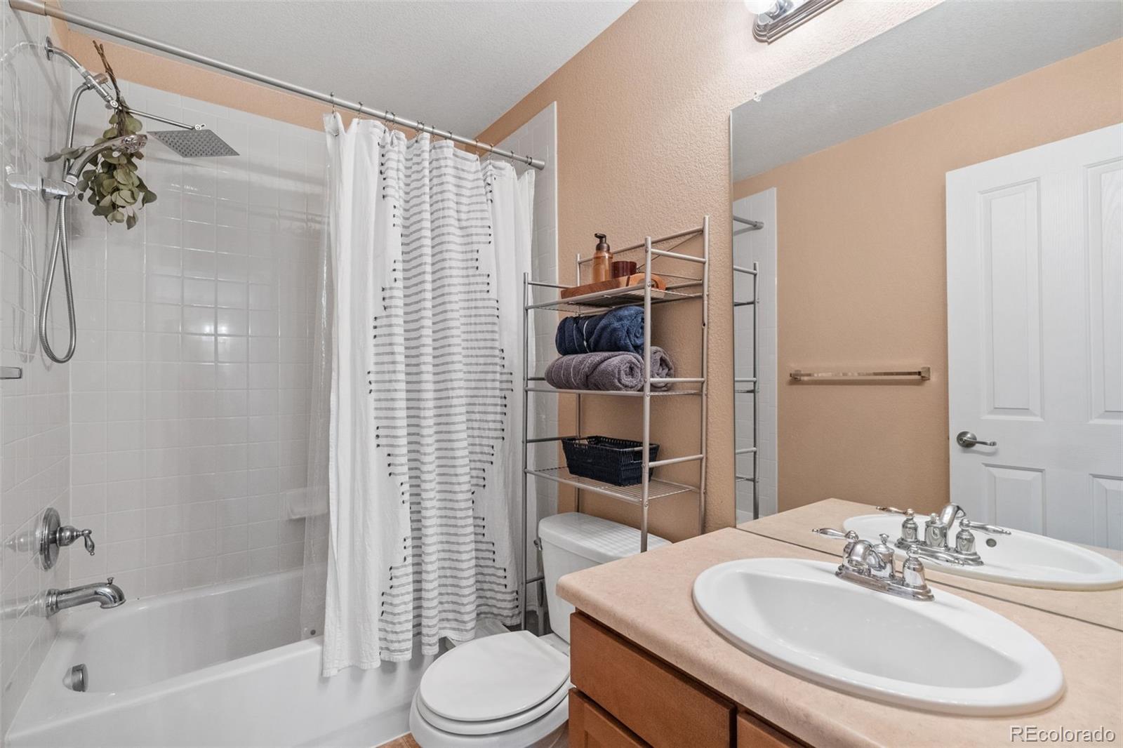 9457 E 108th Drive Commerce City CO 80640