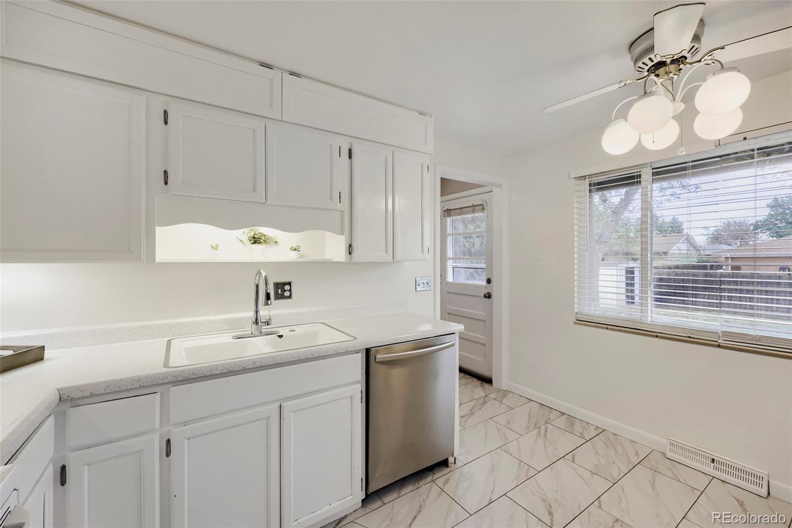 7802 Zuni Street Denver CO 80221