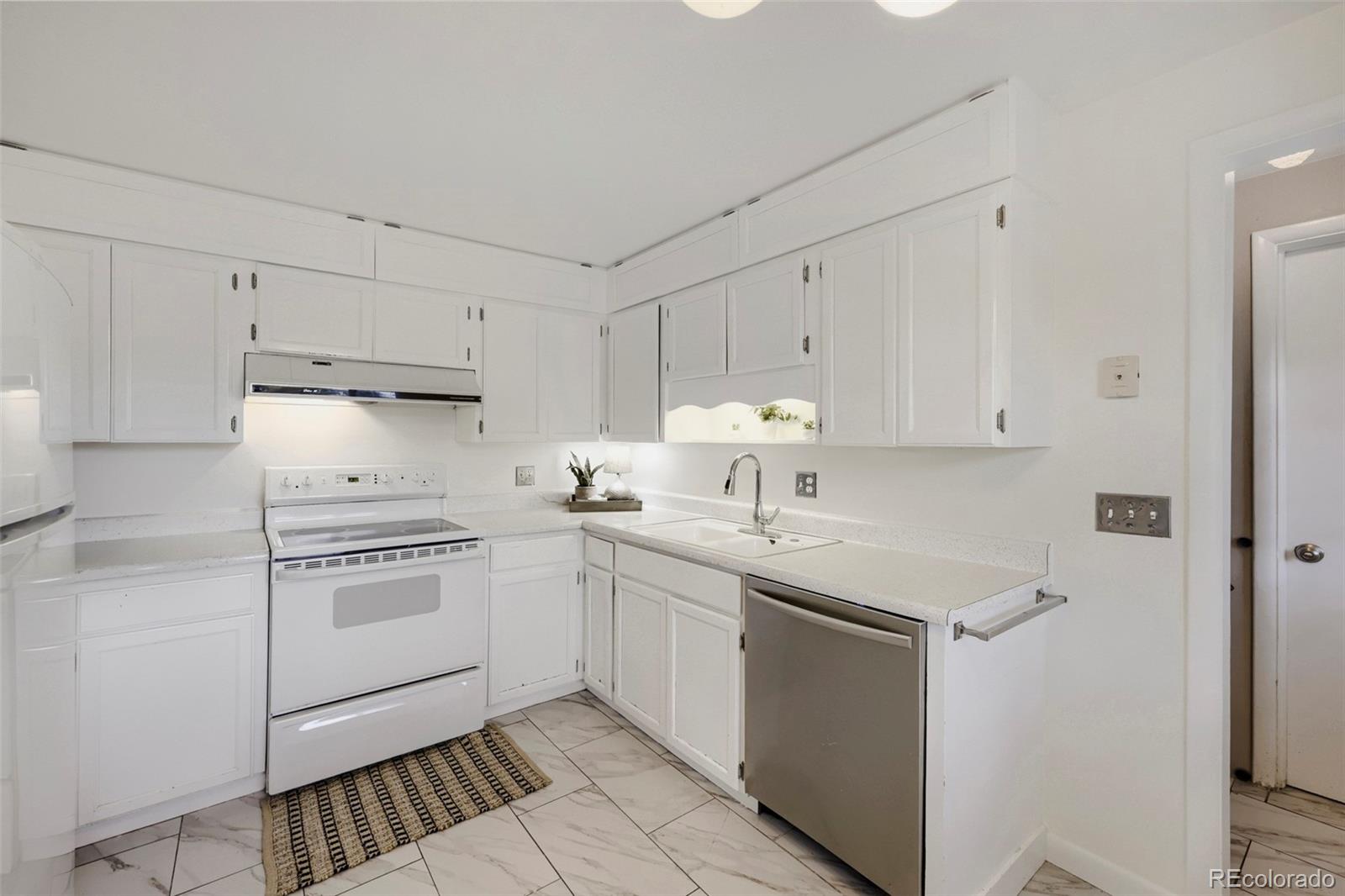 7802 Zuni Street Denver CO 80221