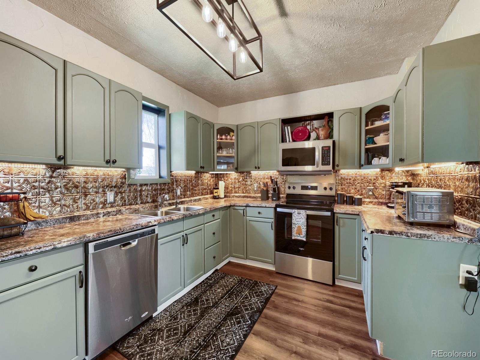 24379 Main Street Elbert CO 80106