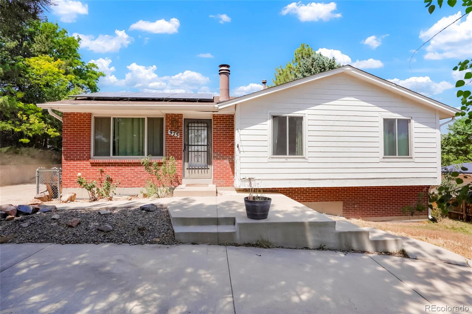 975 S Newland Street Lakewood CO 80226