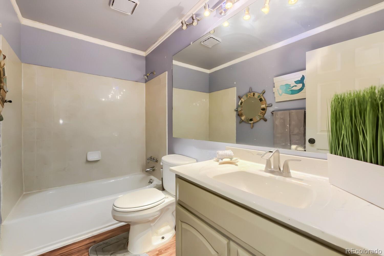 8266 S Logan Court Littleton CO 80122