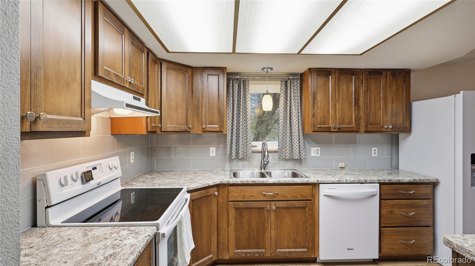 817 Meng Drive Fort Morgan CO 80701