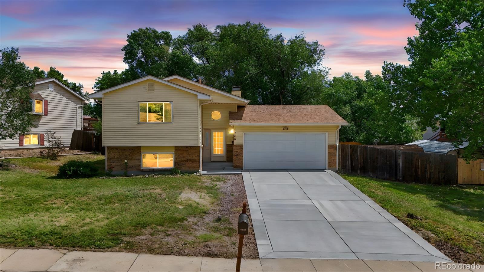 1825 Moran Court Colorado Springs CO 80915